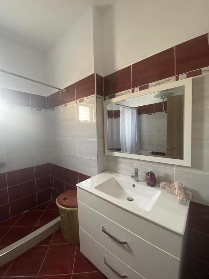 Melina House Apartment Sarande Ngoại thất bức ảnh
